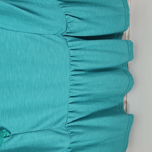 NWT, Indigo Poppy, Women's Teal top, short laced sleeves, with ruffle hemline. S - Picture 7 of 8